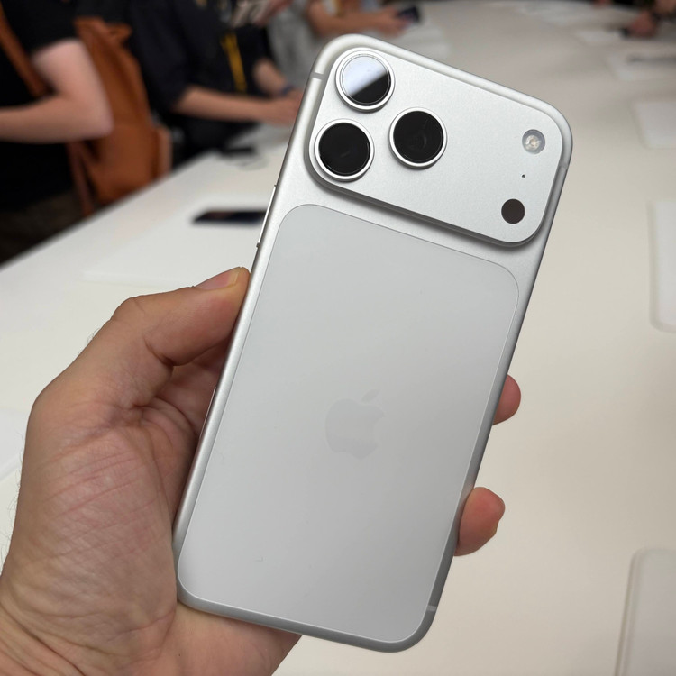 گوشی طرح اپل iphone 18 pro max | حافظه 32 رم 3 گیگابایت